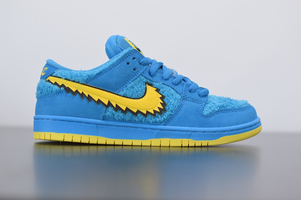 Nike SB Dunk Low Grateful Dead Bears Blue