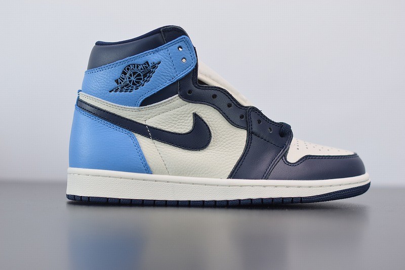 Jordan 1 Retro High Obsidian UNC