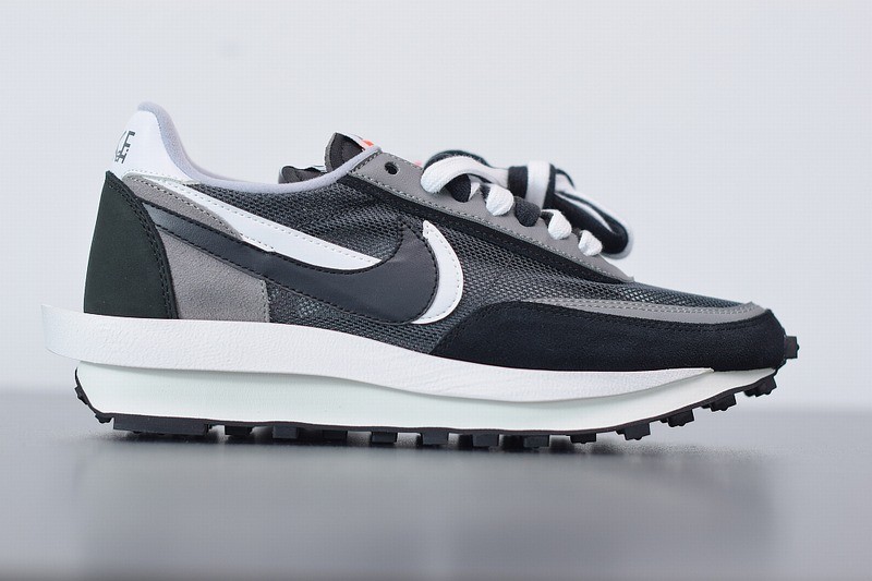 Nike LD Waffle sacai Black