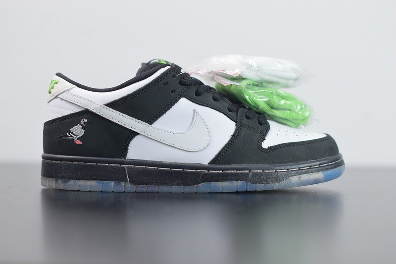 Nike SB Dunk Low Staple Panda Pigeon