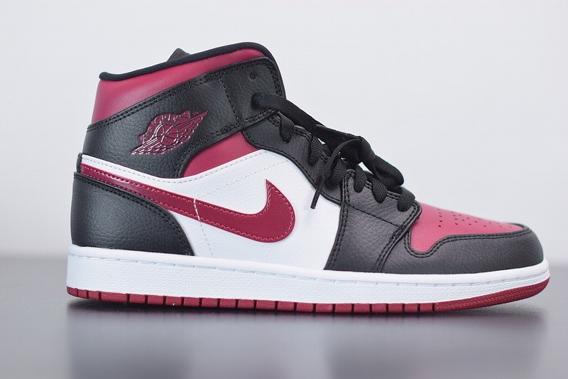 Jordan 1 Retro High Black Gym Red 