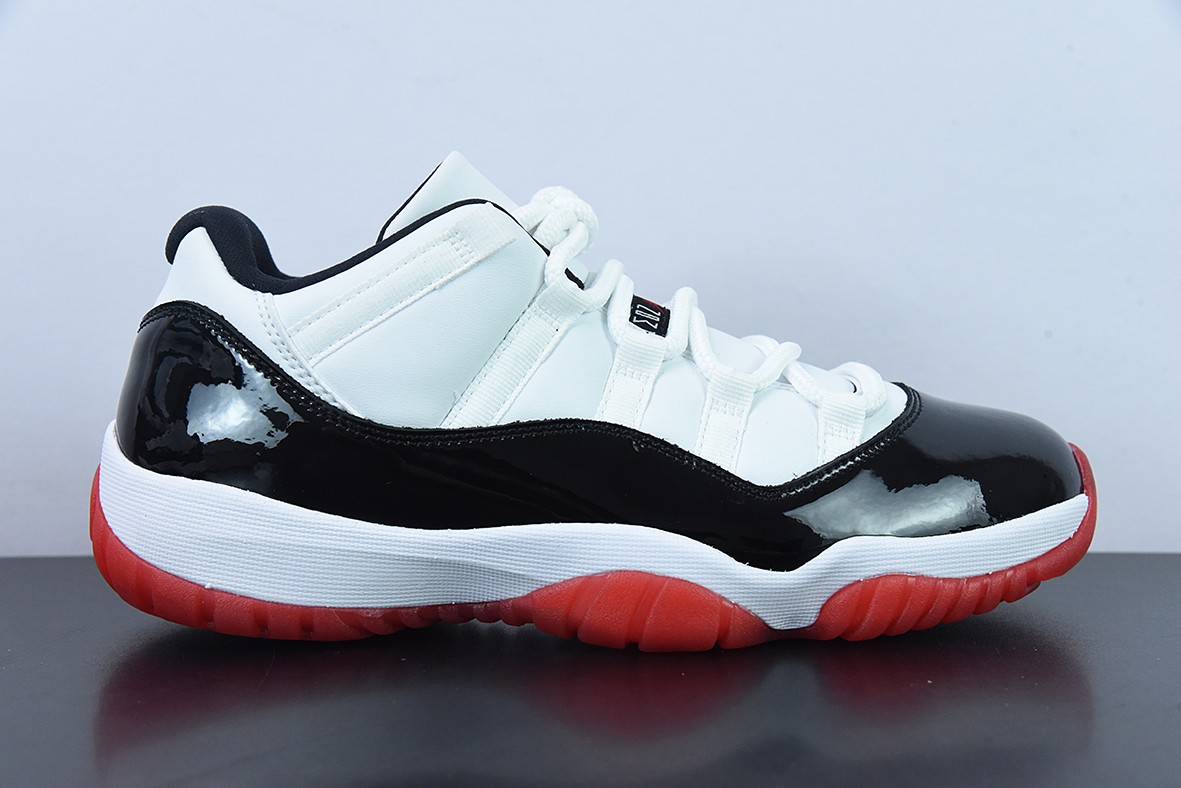  Jordan 11 Retro Low Concord Bred