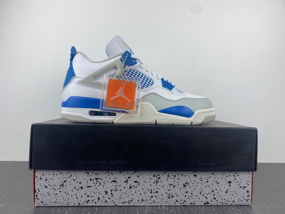 AJ4 AIR JORDAN 4 OG “MILITARY BLUE”