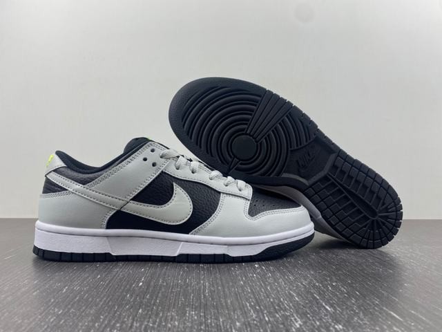  Nike Dunk Low “Reverse Panda”