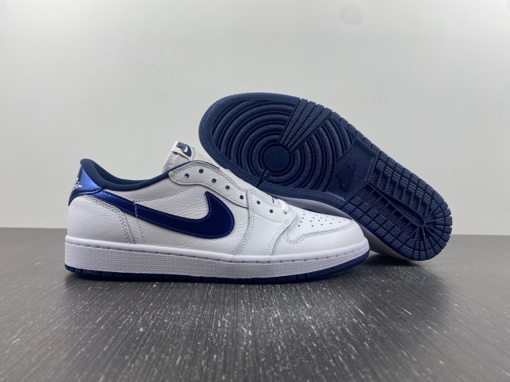 Air Jordan 1 Low Retro OG 'Midnight Navy' 