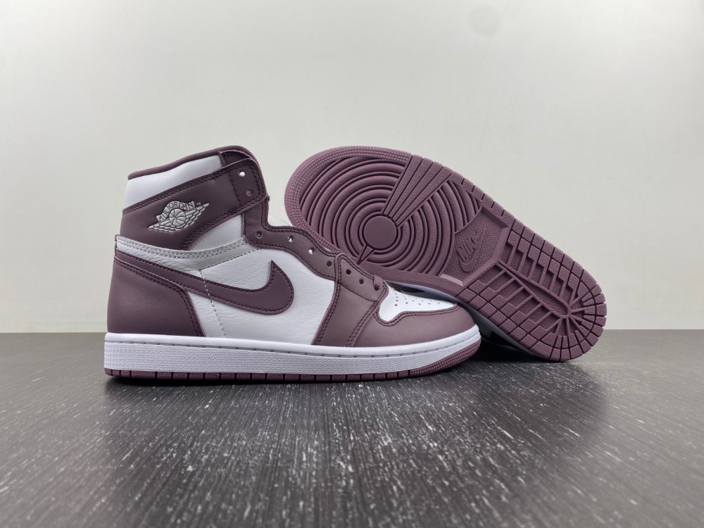  Air Jordan 1 High OG “Mauve” 